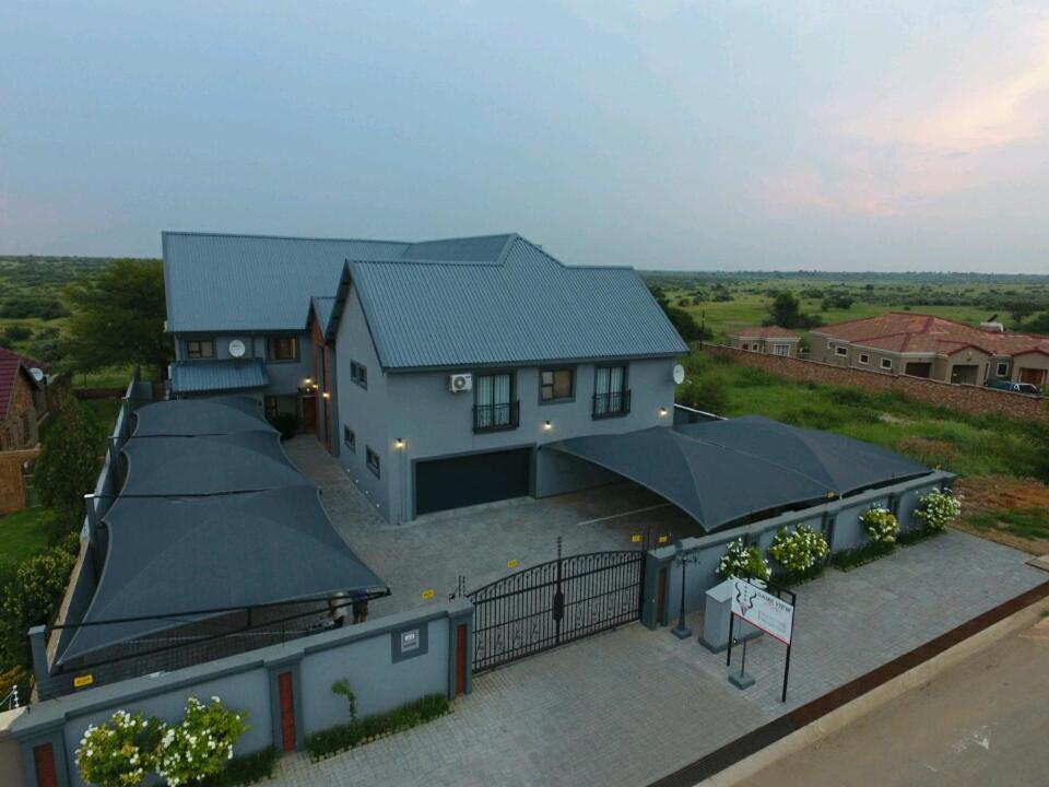 Game View Lodge Vryburg Extérieur photo