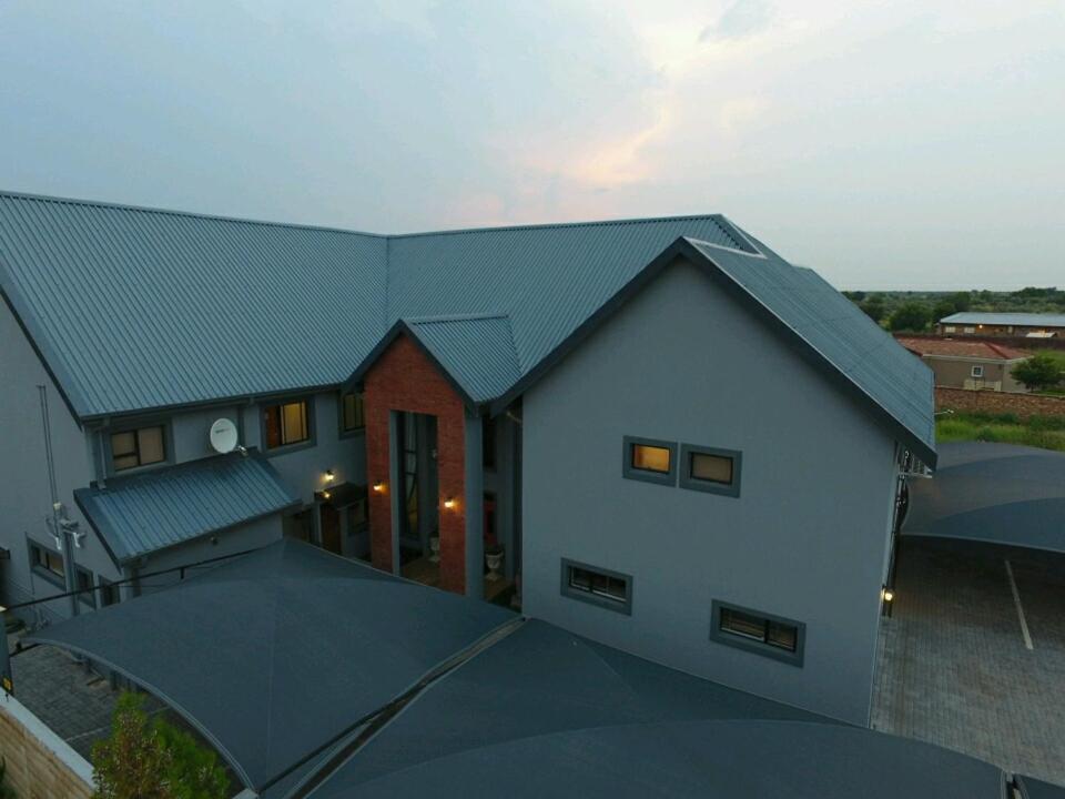 Game View Lodge Vryburg Extérieur photo