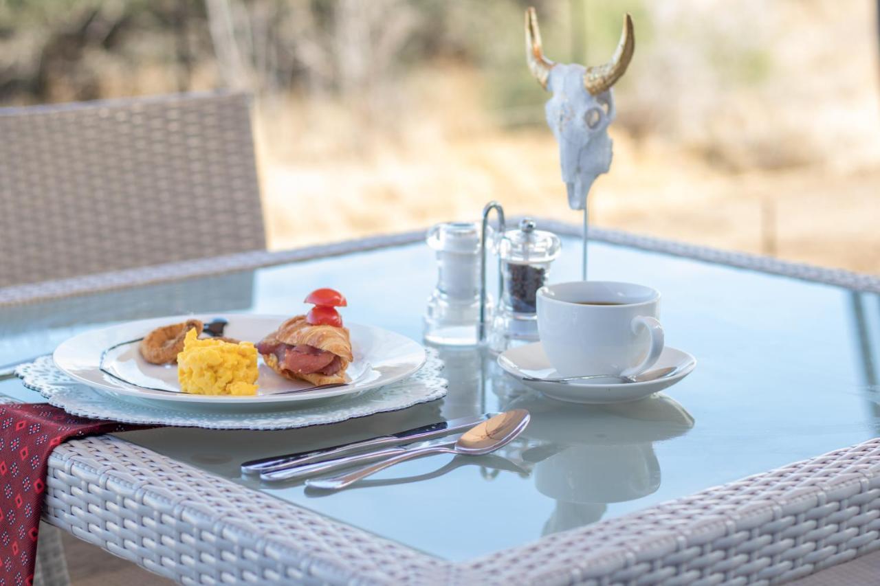 Game View Lodge Vryburg Extérieur photo
