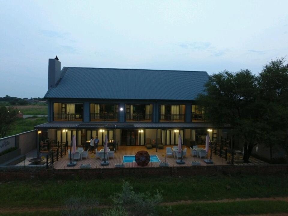 Game View Lodge Vryburg Extérieur photo