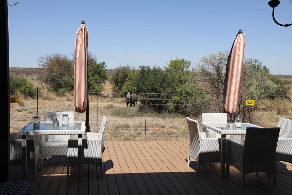 Game View Lodge Vryburg Extérieur photo
