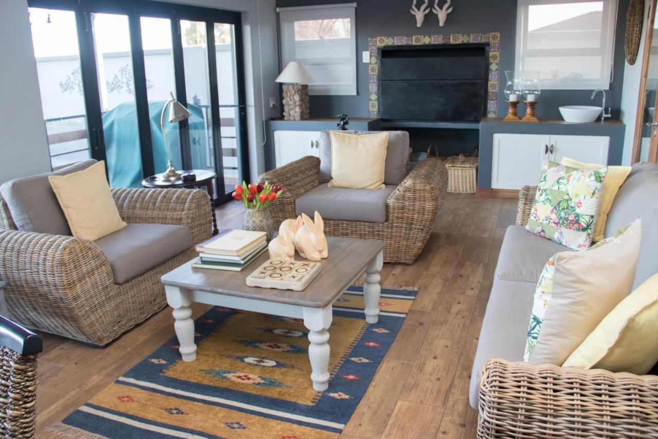 Game View Lodge Vryburg Extérieur photo