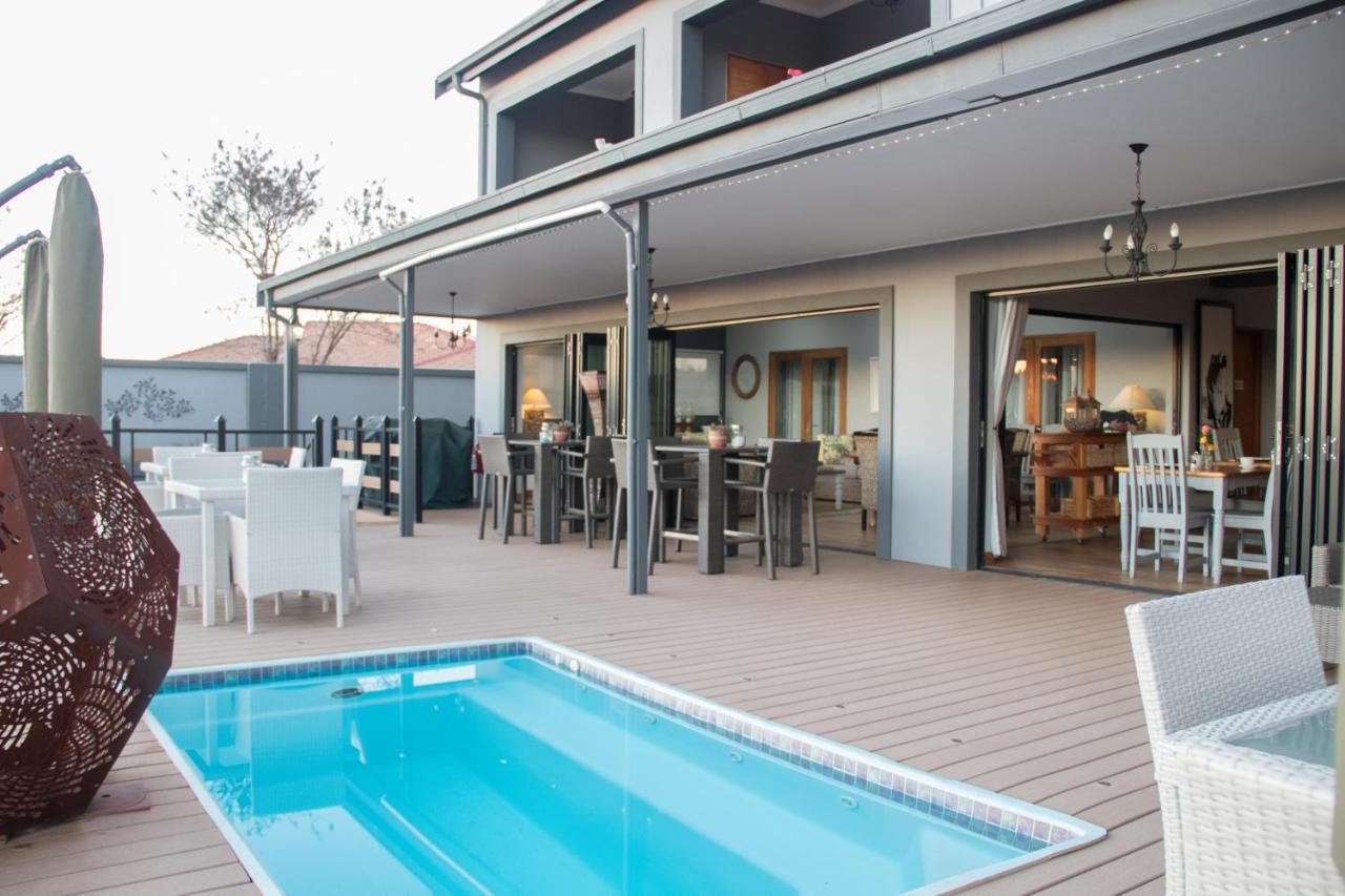 Game View Lodge Vryburg Extérieur photo
